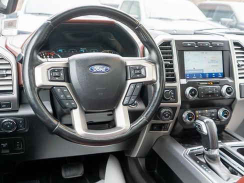 Used 2019 Ford F150 Platinum w/ Technology Package image 11