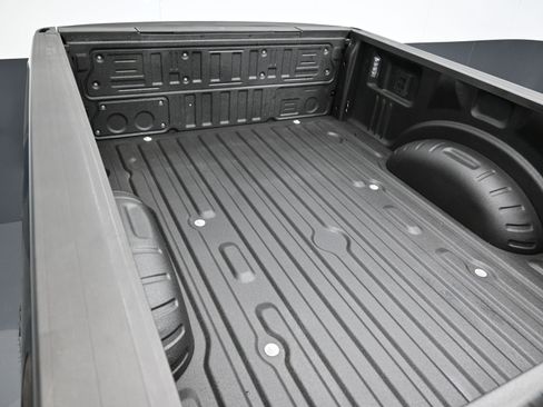 Used 2025 Ford F250 Platinum w/ Platinum Plus Package image 50