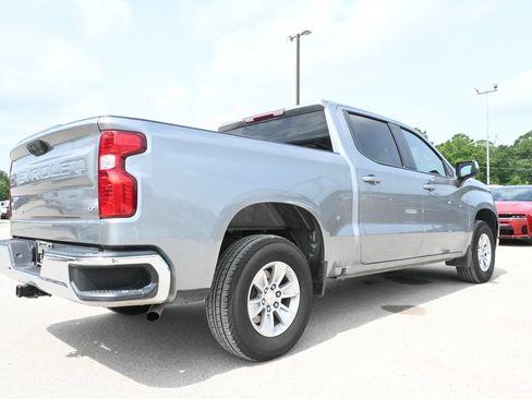 Used 2025 Chevrolet Silverado 1500 LT RWD image 3