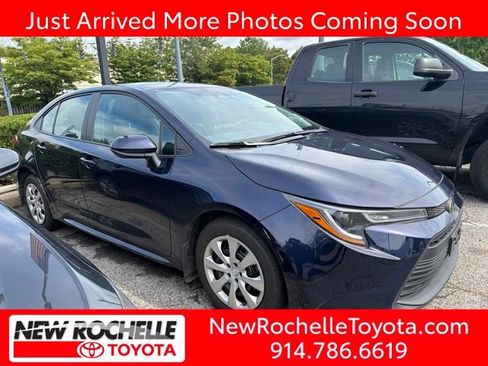 Used 2026 Toyota Corolla LE FWD image 1