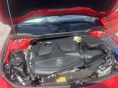 Used 2018 Mercedes-Benz CLA 250 image 9