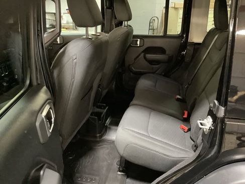 Certified 2022 Jeep Wrangler Unlimited Sport image 19