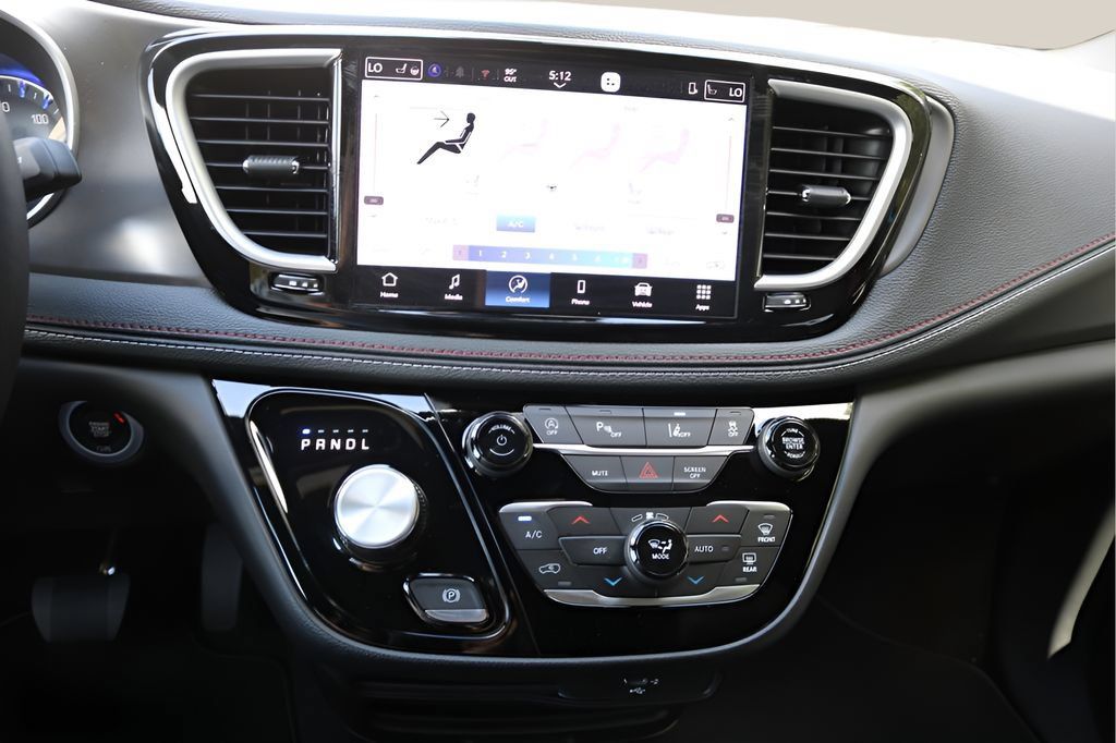New 2027 Chrysler Pacifica Select FWD image 23