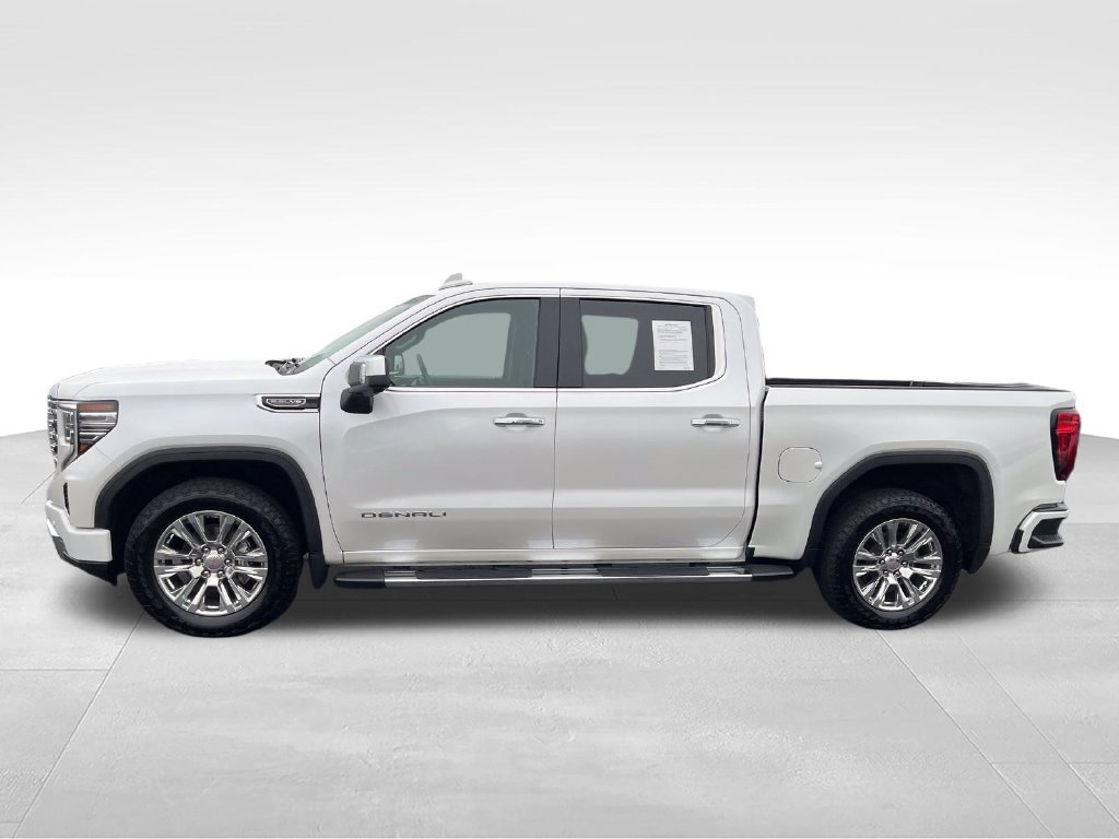 Used 2022 GMC Sierra 1500 Denali AWD/4WD image 2