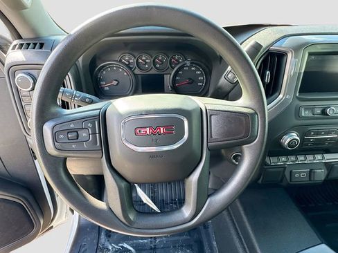 Used 2024 GMC Sierra 1500 Pro w/ Convenience Package AWD/4WD image 11