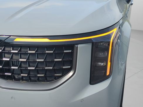 New 2026 Kia Carnival SX Prestige FWD image 10