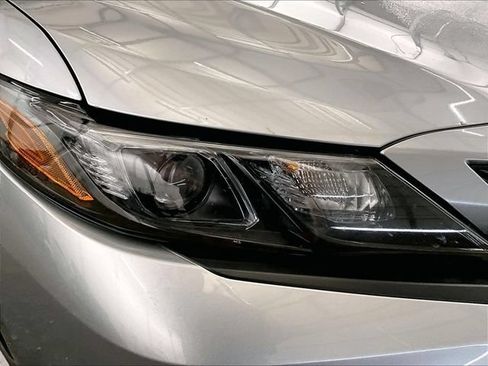 Used 2023 Toyota Camry SE FWD image 27