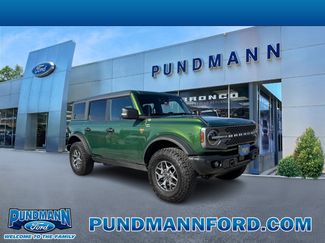 Used 2023 Ford Bronco Badlands video 1