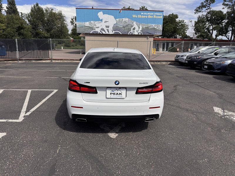 Used 2021 BMW 540i xDrive w/ Premium Package AWD/4WD image 6