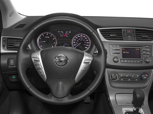 Used 2014 Nissan Sentra SR w/ Premium Package FWD image 9