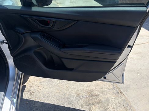Used 2019 Subaru Crosstrek 2.0i Premium AWD/4WD image 27
