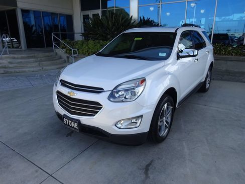 Certified 2017 Chevrolet Equinox Premier w/ Enhanced Convenience Package FWD image 3