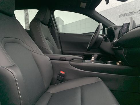 Certified 2026 Lexus UX 300h FWD w/ Accessory Package (2T) image 35