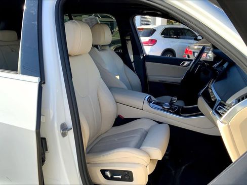 Used 2020 BMW X5 sDrive40i w/ Premium Package image 8