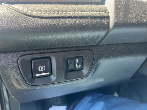 Used 2017 GMC Acadia SLE w/ Driver Alert Package I image 13