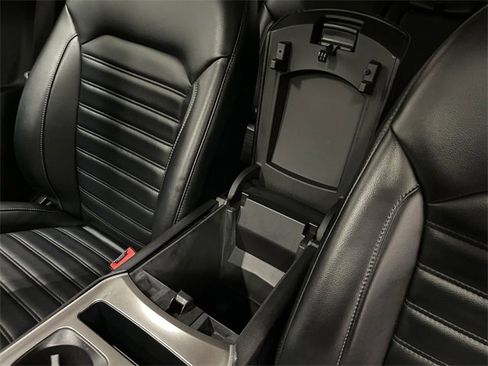 Used 2023 Ford Edge SEL image 23