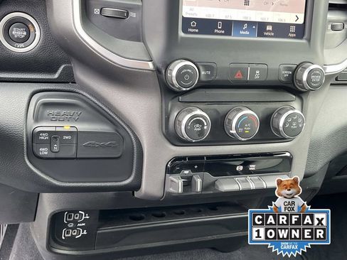 Used 2024 RAM 2500 Big Horn image 29