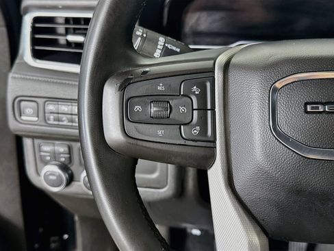 Used 2023 GMC Yukon Denali AWD/4WD image 14