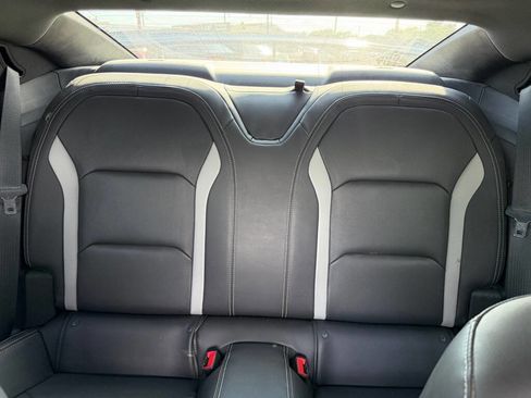 Used 2019 Chevrolet Camaro LT RWD image 17