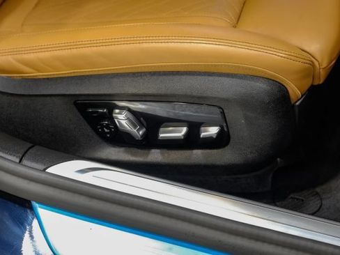 Used 2022 BMW 750i xDrive w/ Luxury Rear Seating Package AWD/4WD image 49