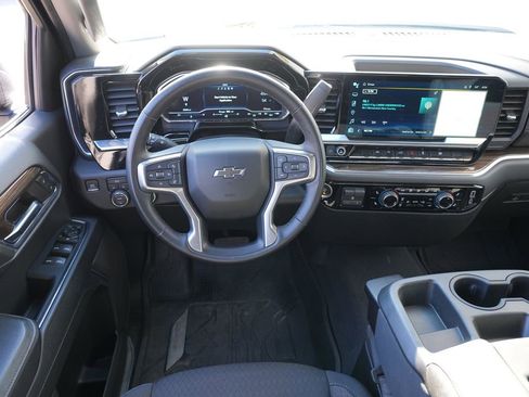 Used 2024 Chevrolet Silverado 1500 RST image 22