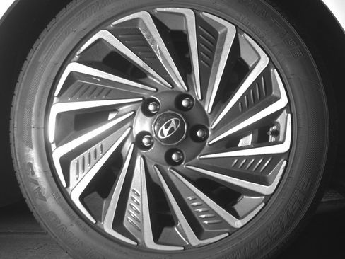 Used 2025 Hyundai Sonata SEL FWD image 13
