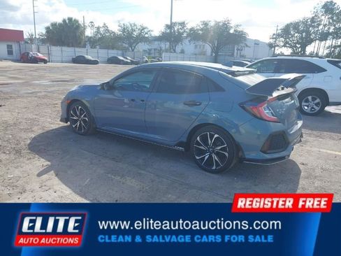 Used 2018 Honda Civic Sport image 5