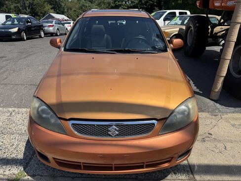 Used 2006 Suzuki Reno FWD image 3