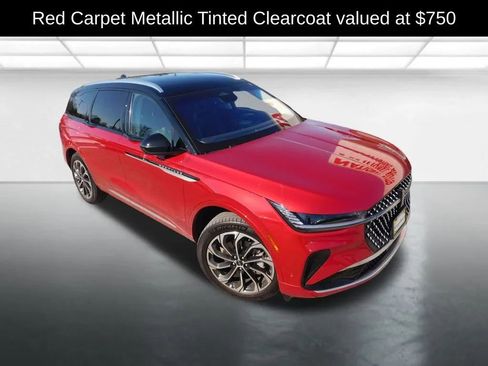 Used 2024 Lincoln Nautilus Reserve image 2