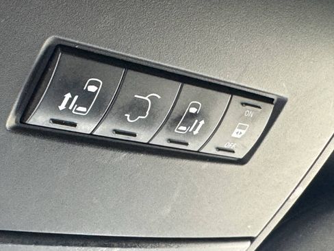 Used 2019 Dodge Grand Caravan GT FWD image 23