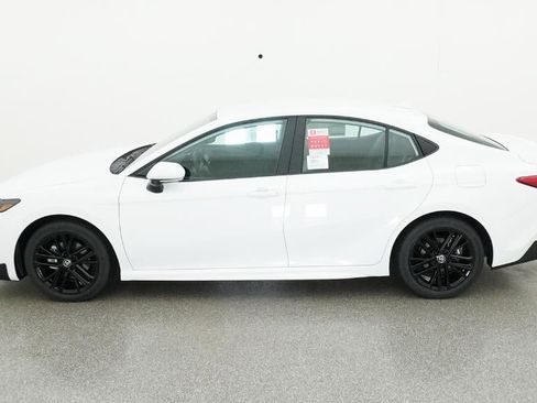 New 2026 Toyota Camry SE image 36