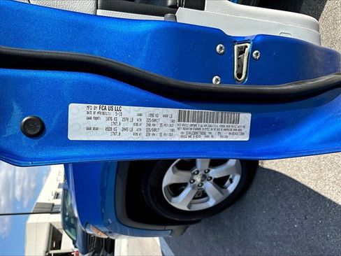 Used 2019 Jeep Compass Latitude image 28