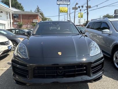 Used 2019 Porsche Cayenne Turbo w/ Sportdesign Package