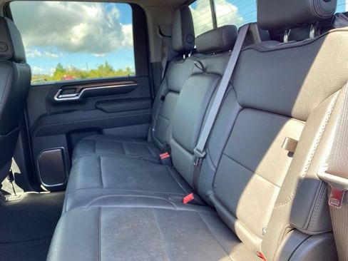 Used 2024 GMC Sierra 2500 Denali w/ Technology Package AWD/4WD image 28
