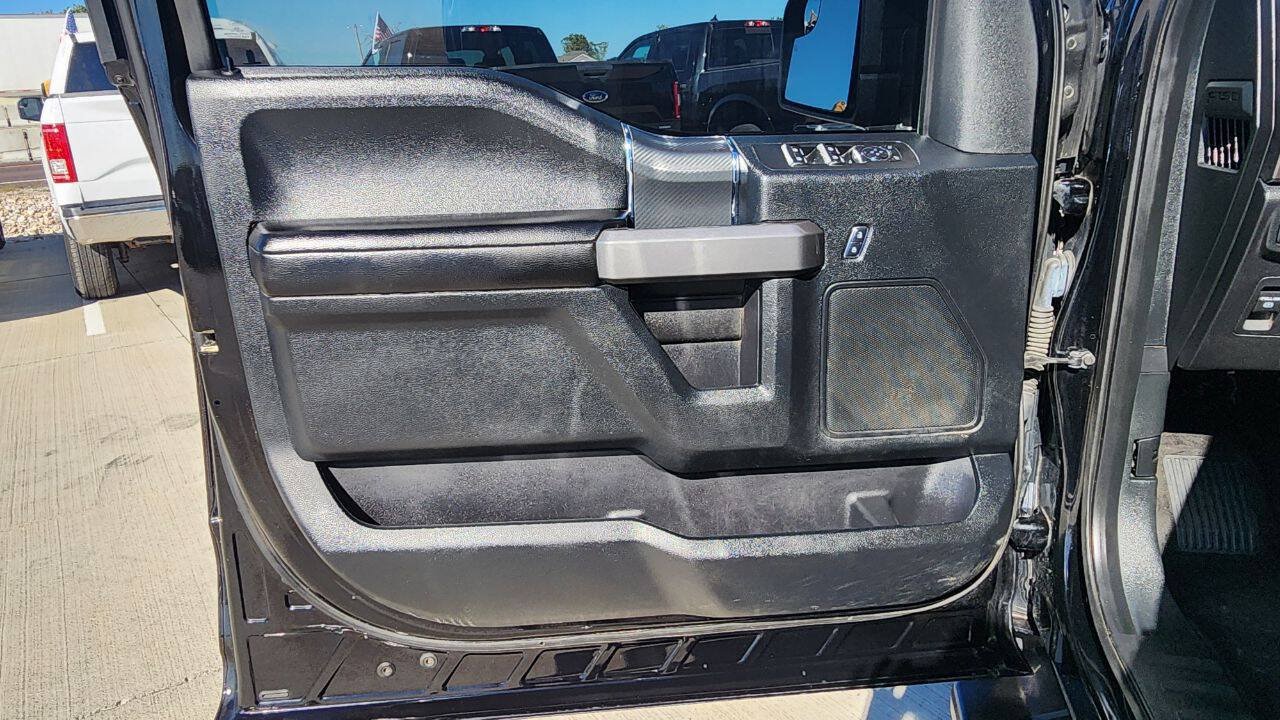 Used 2018 Ford F150 XLT w/ Equipment Group 302A Luxury AWD/4WD image 11