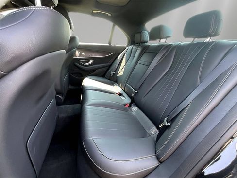 Used 2023 Mercedes-Benz E 450 4MATIC Sedan image 21