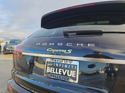 Used 2017 Porsche Cayenne S image 15