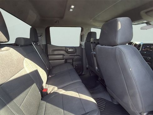 Used 2021 Chevrolet Silverado 1500 Custom Trail Boss w/ LPO, Dark Essentials Package image 13