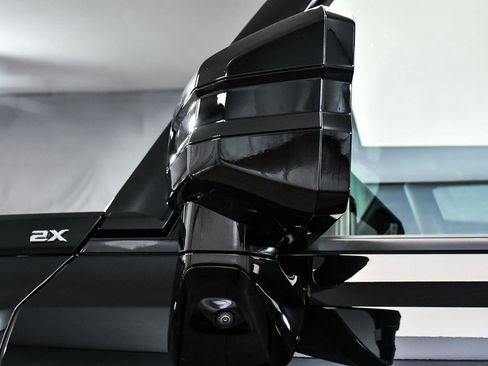 Used 2025 GMC Hummer EV 2X image 82