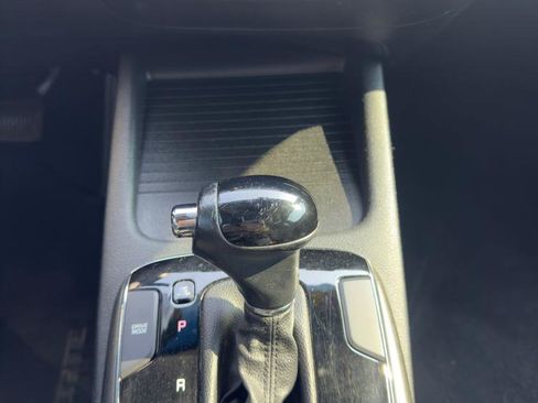 Used 2017 Kia Forte S w/ S Technology Package FWD image 16