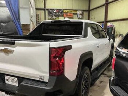 Used 2024 Chevrolet Silverado EV W/T image 6