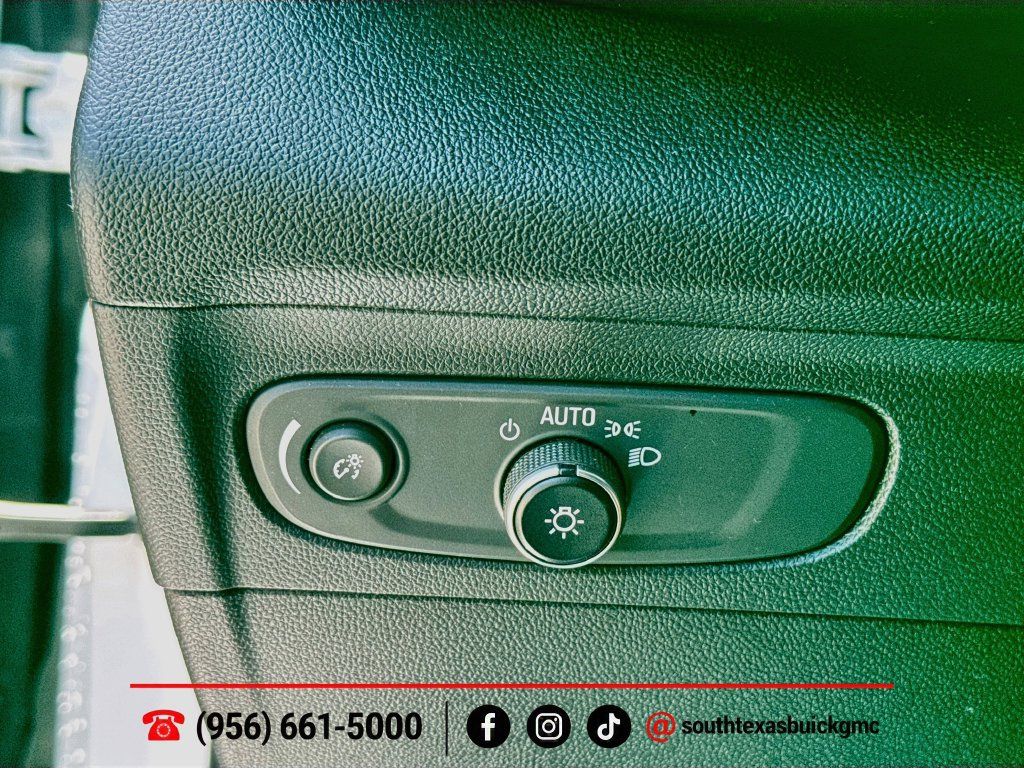 Used 2023 Buick Envision Preferred w/ Sport Touring Package AWD/4WD image 20