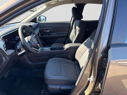 New 2026 Nissan Kicks SV w/ Cold Weather Package image 7