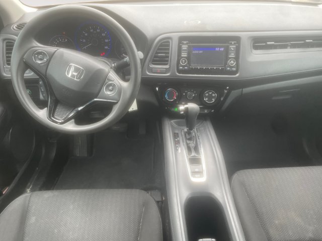 Used 2018 Honda HR-V LX image 10