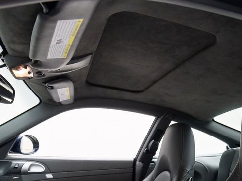 Used 2010 Porsche 911 Carrera S image 19