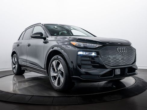 New 2025 Audi Q6 e-tron Premium Plus image 2