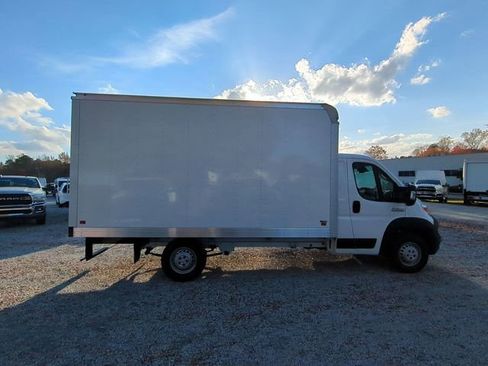 New 2024 RAM ProMaster 3500 w/ Convenience Group image 6