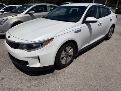 Used 2017 Kia Optima Premium w/ Hybrid Convenience Package