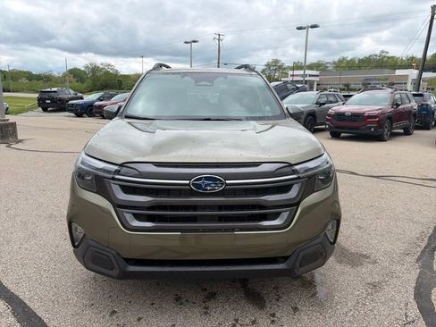 New 2026 Subaru Forester Touring AWD/4WD image 2