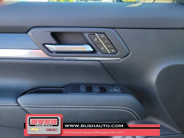 New 2027 GMC Terrain Elevation w/ Elevation Premium Package AWD/4WD image 17